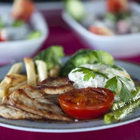 리조트 Senza Inova 4*