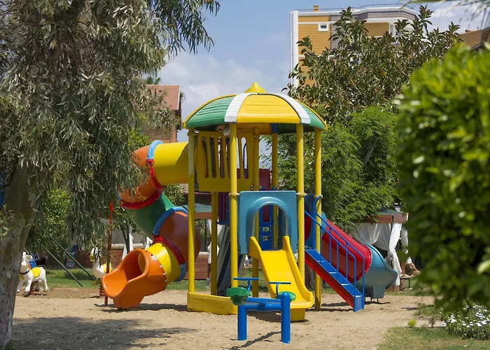 Rezort Senza Inova 4*
