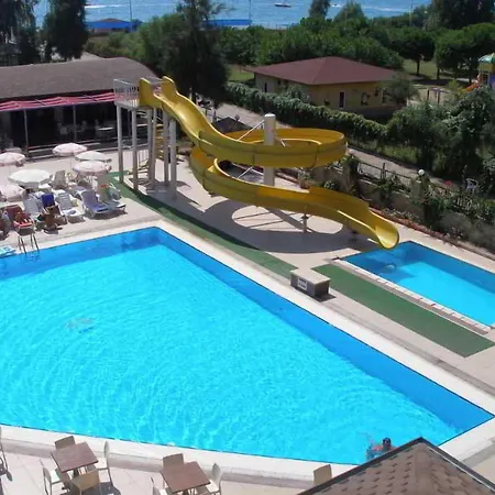 Senza Inova Ośrodek wypoczynkowy 4*